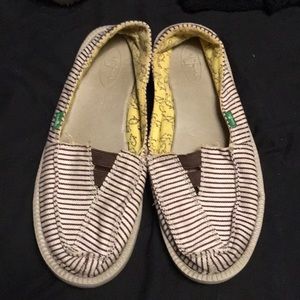 Sanuk slip on “sandals” - or shortys